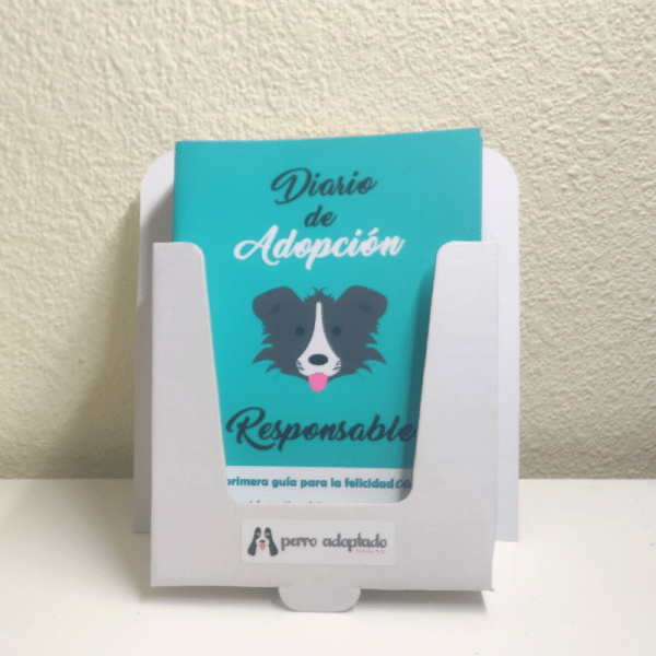 Diario adopcion responsable perro con expositor